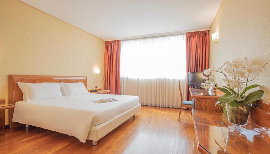 Montresor Tower Hotel 4*