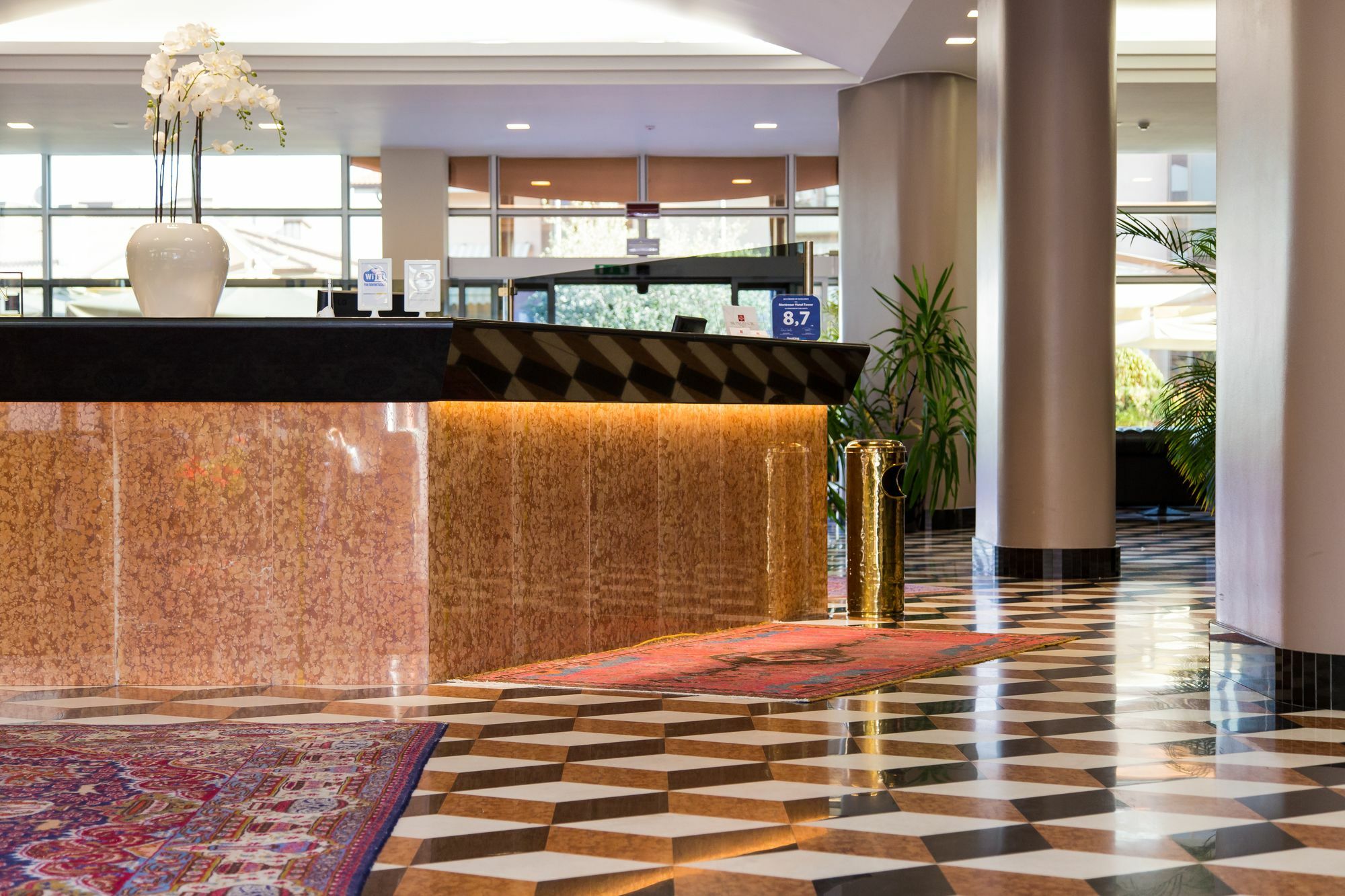 Hotel Montresor Tower 4*